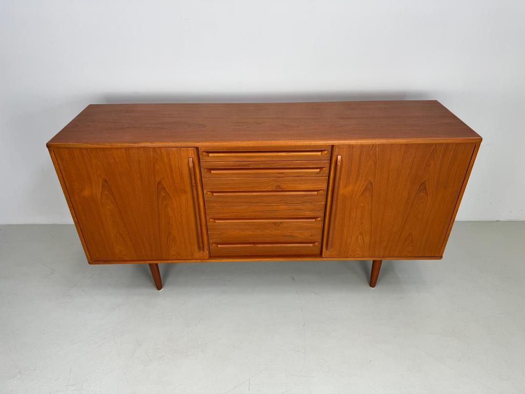 Vintage dressoir Deens., Verzenden, Zo goed als nieuw, 25 tot 50 cm, 150 tot 200 cm