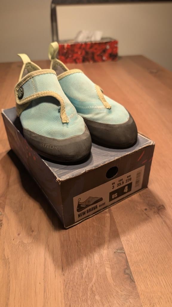 Butora New Brava Blue Boulderschoenen - Maat 35,5, Ophalen of Verzenden