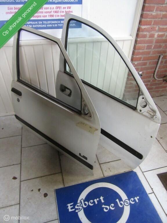 rechter deur Opel Corsa A + B 5 deurs  Combo, bj '85 t/m '01, Auto-onderdelen, Gebruikt, Deur, Opel, Ophalen of Verzenden