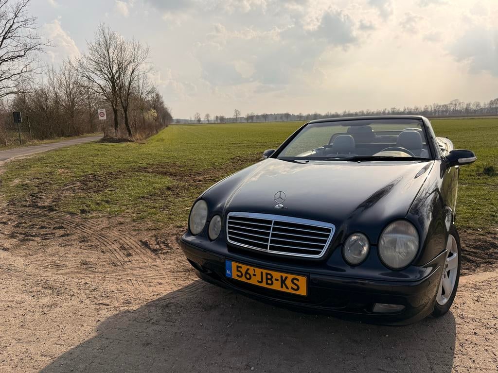 Mercedes-Benz CLK NIEUWE APK, Auto's, Automaat, 1998 cc, Achterwielaandrijving, 4 cilinders