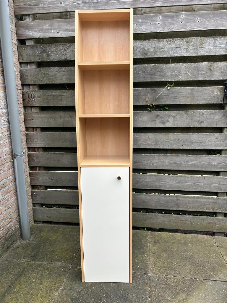 Mooie hoge smalle badkamerkast, badkamerspiegel, Ophalen, (Half)hoge kast, Minder dan 50 cm, Gebruikt