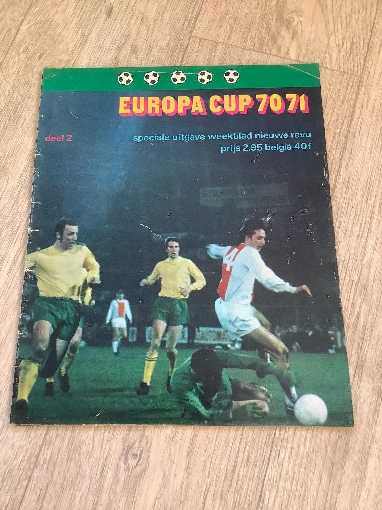 REVUE EUROPA CUP 70-71      DEEL 2      SPECIALE UITGAVE, Ophalen of Verzenden, Gebruikt, Overige binnenlandse clubs, Boek of Tijdschrift