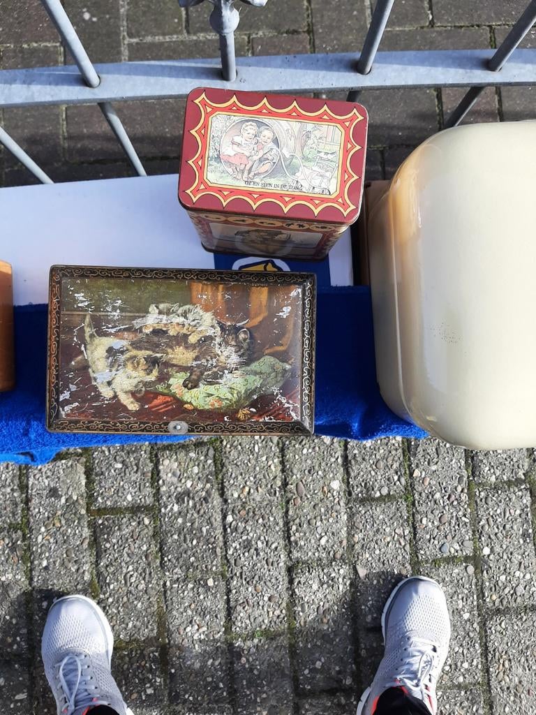 Vintage blik met poezenafbeelding - Gebruikt, Ophalen of Verzenden