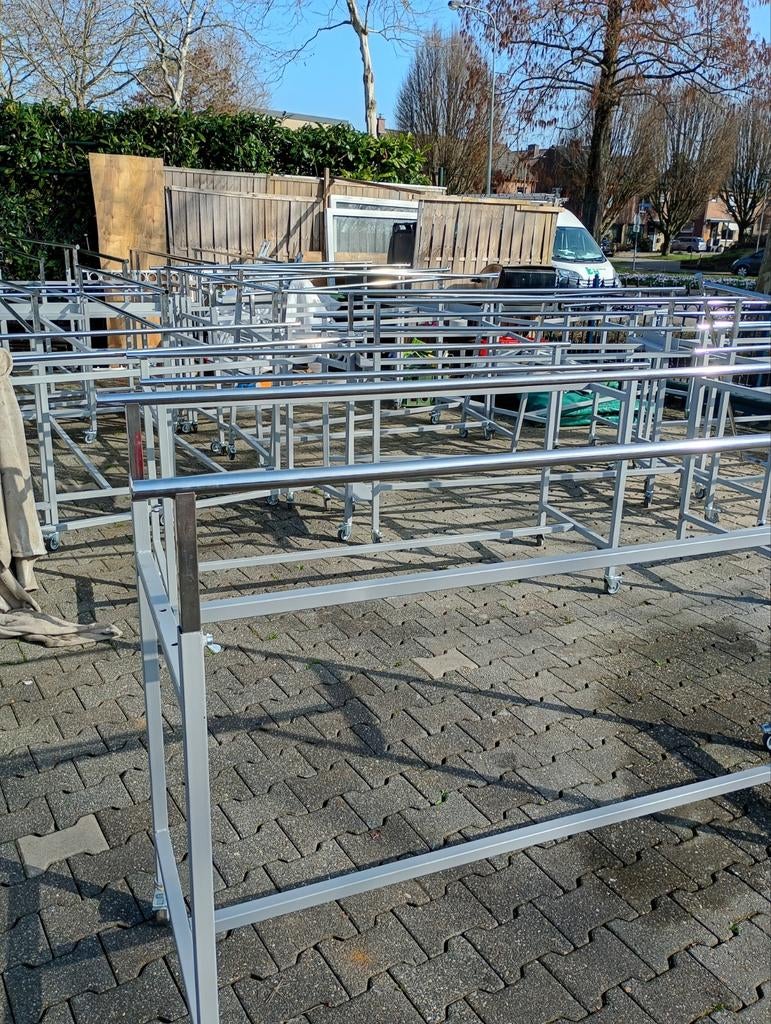 Mobiele kledingrekken., Ophalen of Verzenden