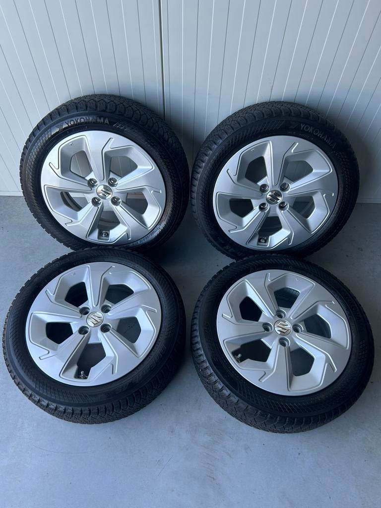 Originele Suzuki Swift NIEUWSTAAT 4x100 16 Inch All Season, Auto-onderdelen, Banden en Velgen, 16 inch, Banden en Velgen, All Season