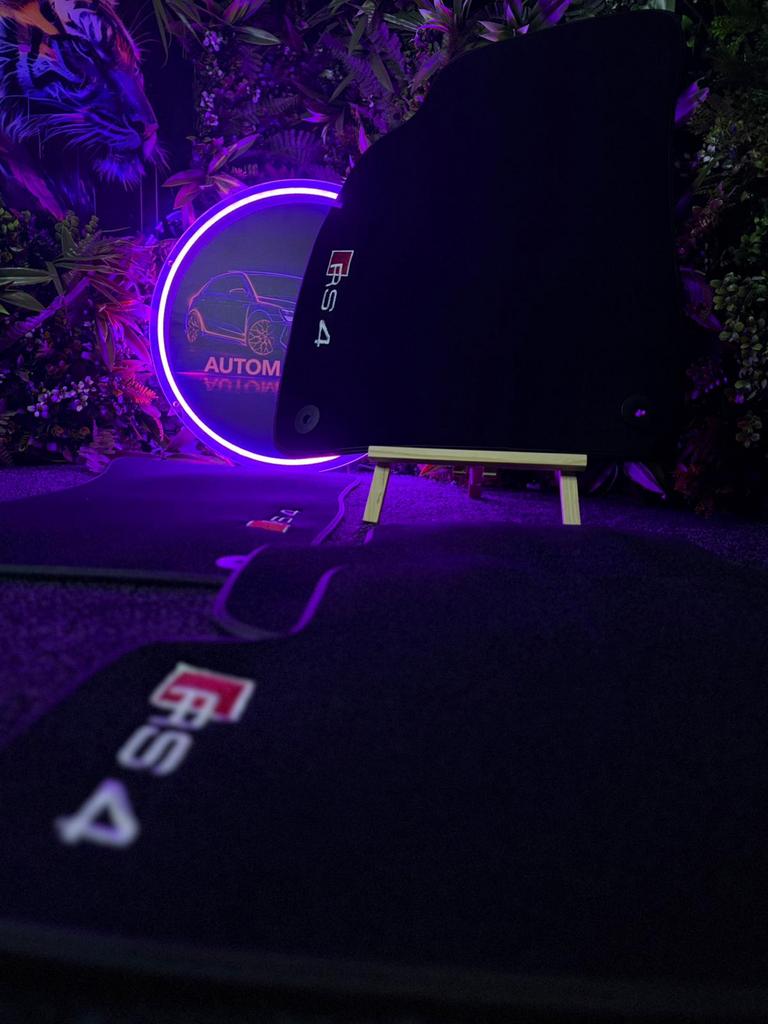 Audi Rs4 custom automatten, Ophalen of Verzenden, Zo goed als nieuw