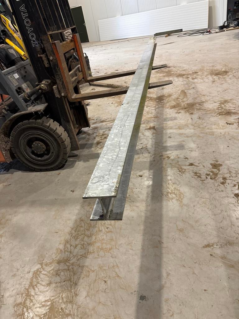 HEA 120 Gegalvaniseerde Balk - 4,45 meter lang, Ophalen of Verzenden, Gebruikt, IJzer