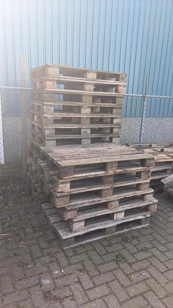 Europallets 18 stuks, Doe-het-zelf en Verbouw, Hout en Planken, Ophalen of Verzenden, Zo goed als nieuw, Pallet, Minder dan 200 cm
