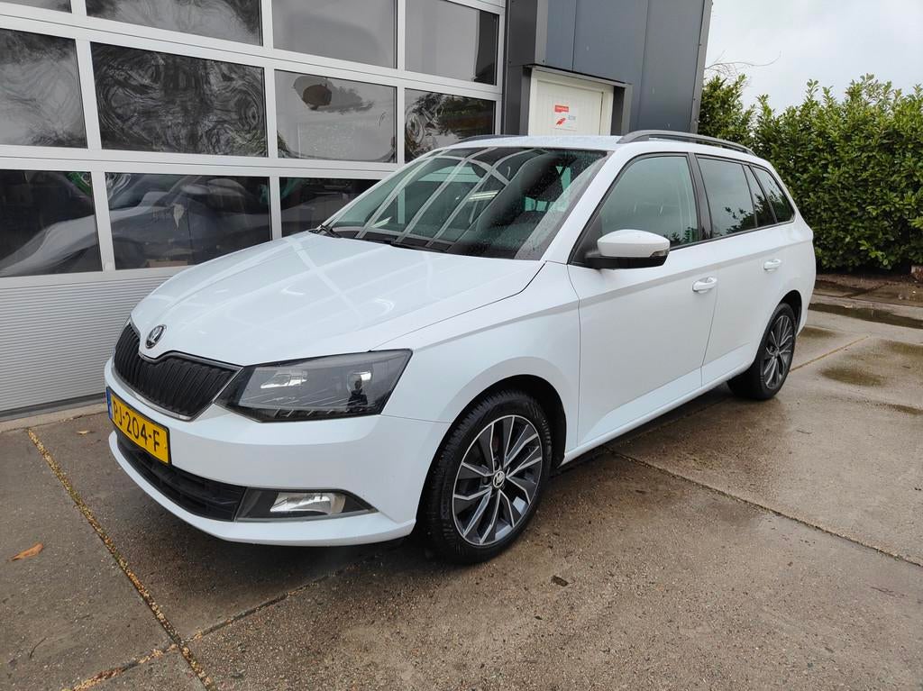 Skoda Fabia Combi 1.2 TSI Drive, Euro 6, 4 cilinders, Wit, Origineel Nederlands