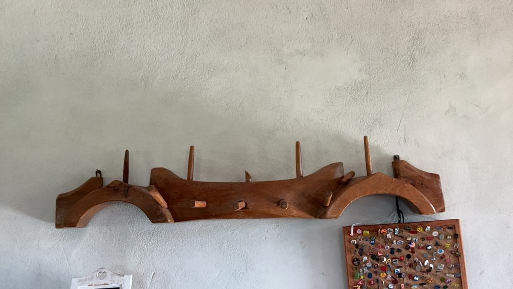 Groot antiek juk, Ophalen