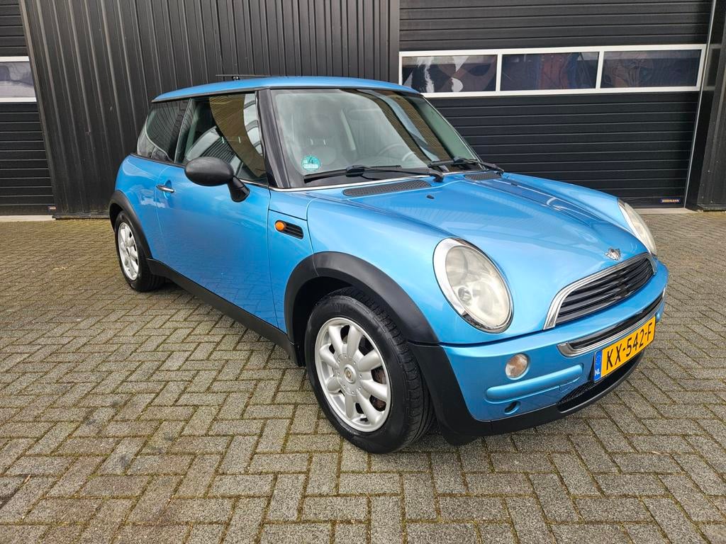 Mini One 2004, 1.6, Panoramadak, Airco, APK, Stoelverwarming, Auto's, Mini, Voorwielaandrijving, Stof, Zwart, Handgeschakeld