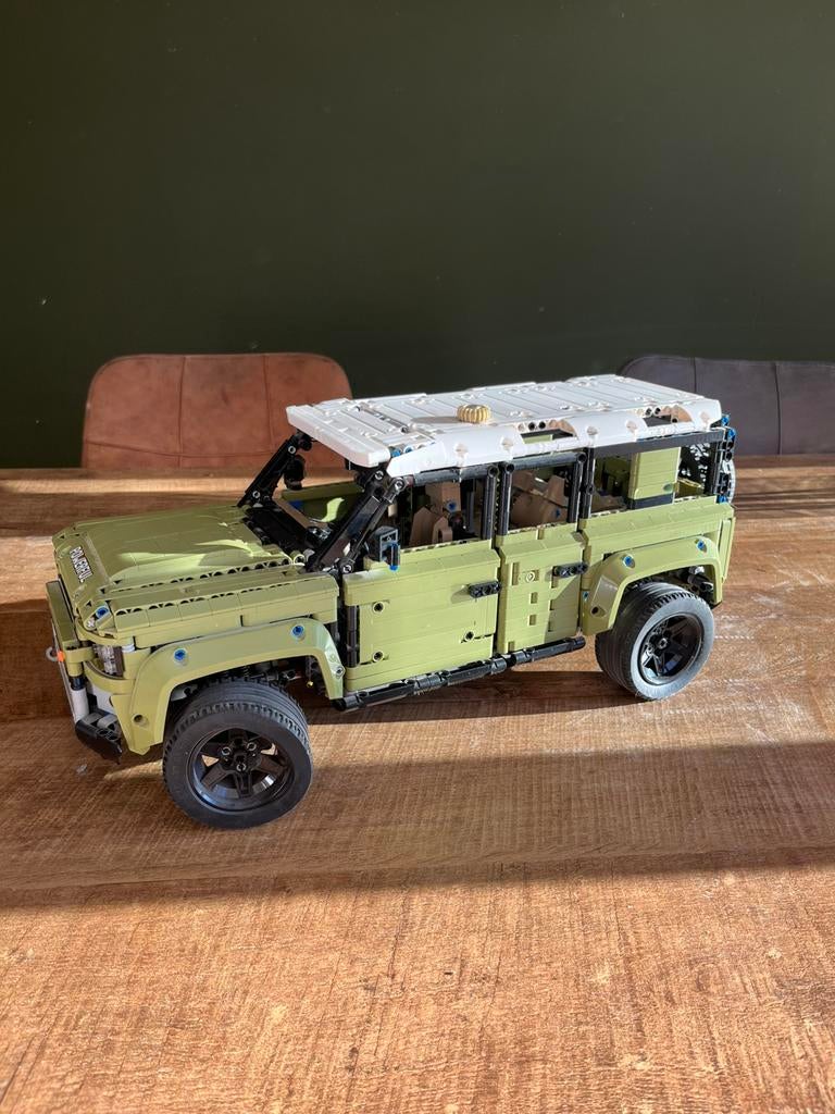 LEGO Technic Land Rover Defender 4x4 - 42110, Lego, Ophalen of Verzenden, Zo goed als nieuw, Technic
