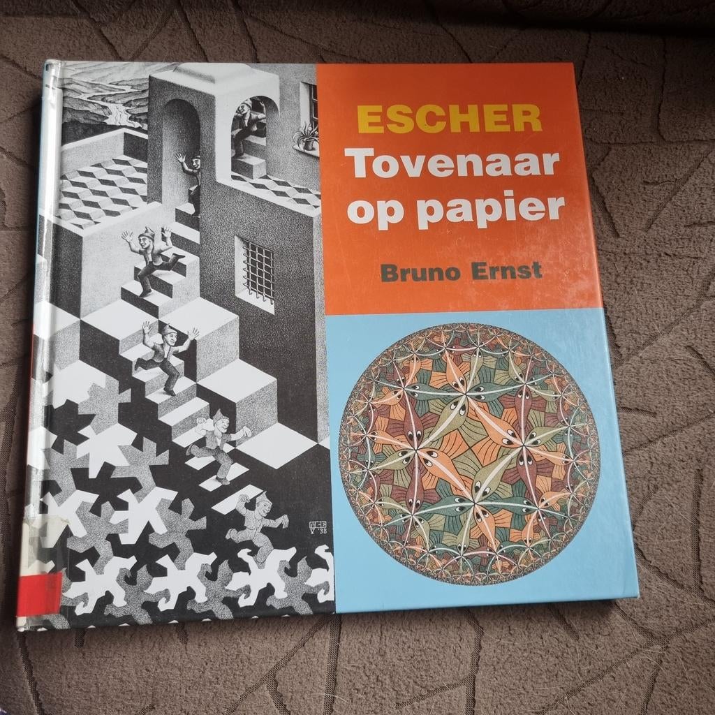 Escher: Tovenaar op papier - Bruno Ernst, Ophalen of Verzenden, Gelezen, Overige onderwerpen, Bruno Ernst