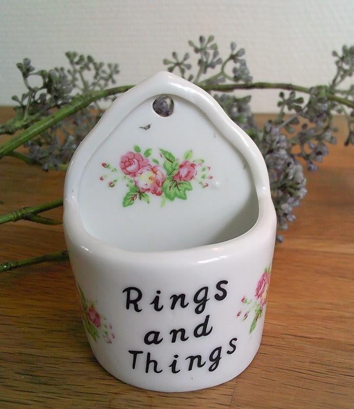 Ring and things kleine porseleinen muurzakje bloemenmotief, Ophalen of Verzenden