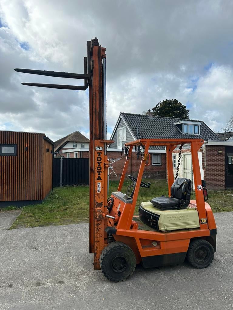 Toyota 15 Diesel Heftruck - 1.5 ton, dubbele mast, LED, 1000 tot 2000 kg, Ophalen, Diesel, Heftruck
