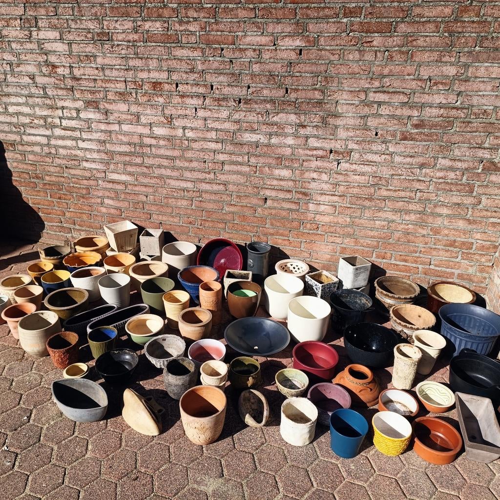 Bloempotten €1,- p.s. bij grote afname!, Ophalen, Kunststof, Rond, Binnen