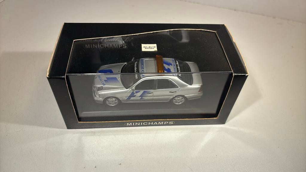 Mercedes benz amg c36 docters car f1 minichamps 1.43, Auto, Ophalen of Verzenden, MiniChamps, A