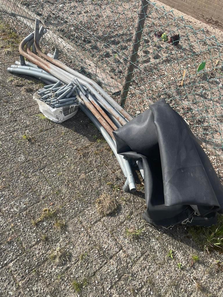 GRATIS trampoline, Kinderen en Baby's, Ophalen, Zo goed als nieuw