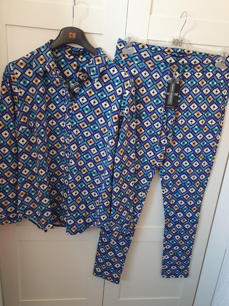 Broekpak Mi Piace XXL travelstof, Kleding | Dames, Jasjes, Kostuums en Pakken, Ophalen of Verzenden