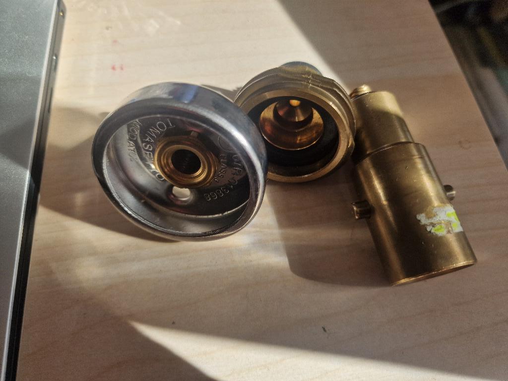 LPG gas vullingadapters, Ophalen, Zo goed als nieuw