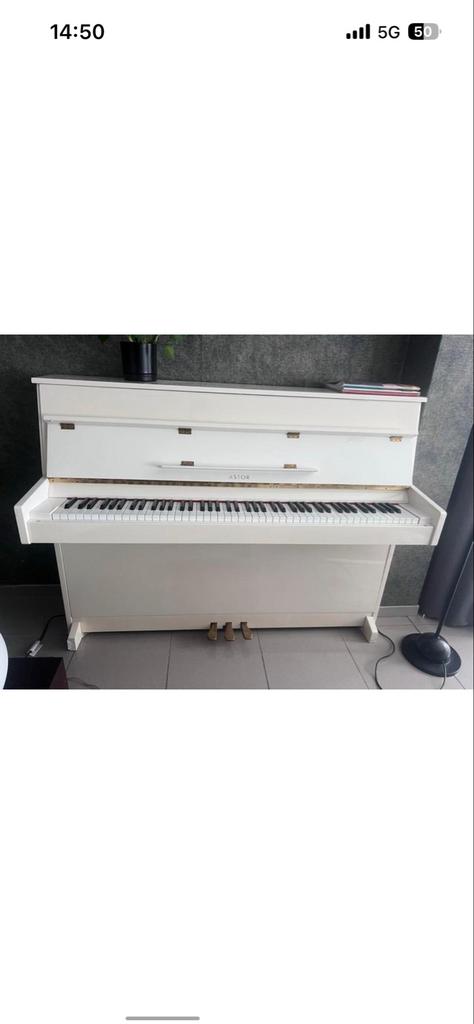 Astor piano NIEUW GESTEMD, Ophalen of Verzenden, Gebruikt, Wit, Piano