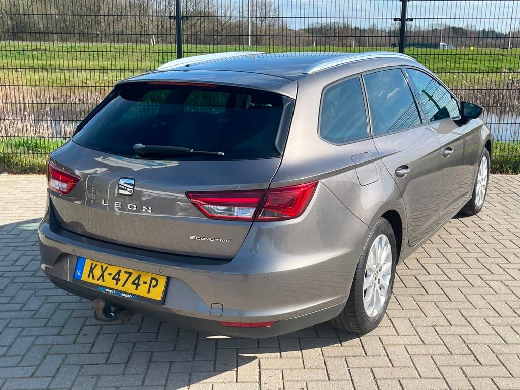 Seat Leon ST 1.0 EcoTSI Style Connect | NAVI | Camera | Trek, Voorwielaandrijving, Stof, Gebruikt, Leon