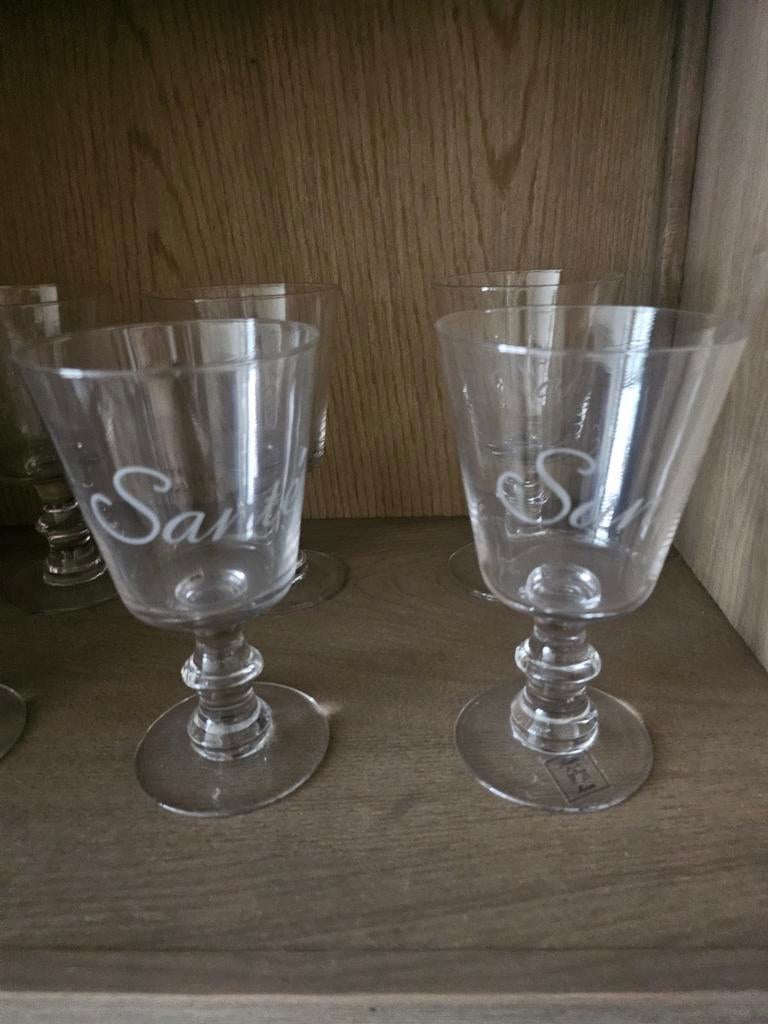 8 riviera maison wijnglazen, Ophalen of Verzenden, Zo goed als nieuw, Overige materialen, Minder dan 25 cm