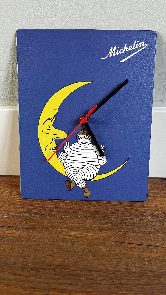 Michelin Bibendum analoge klok 24 x 19cm Brite Clock design, Verzamelen, Merken en Reclamevoorwerpen, Ophalen of Verzenden, Zo goed als nieuw