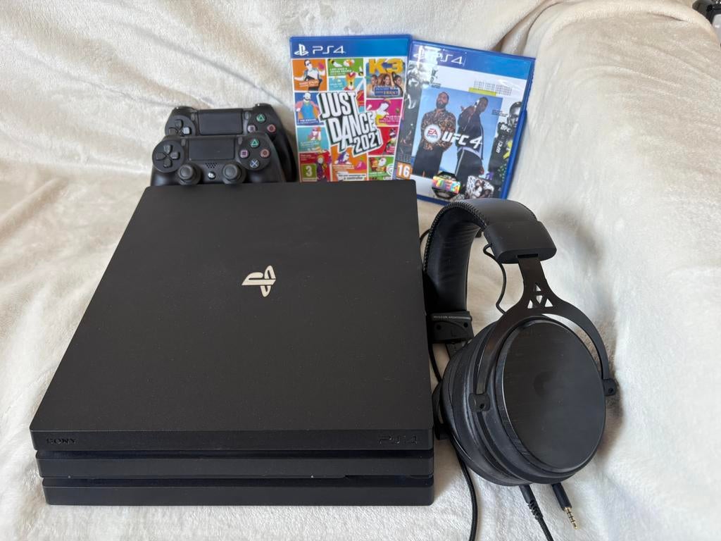 PlayStation 4 Pro 1TB, 1 speler, Ophalen, Zo goed als nieuw, Vanaf 3 jaar