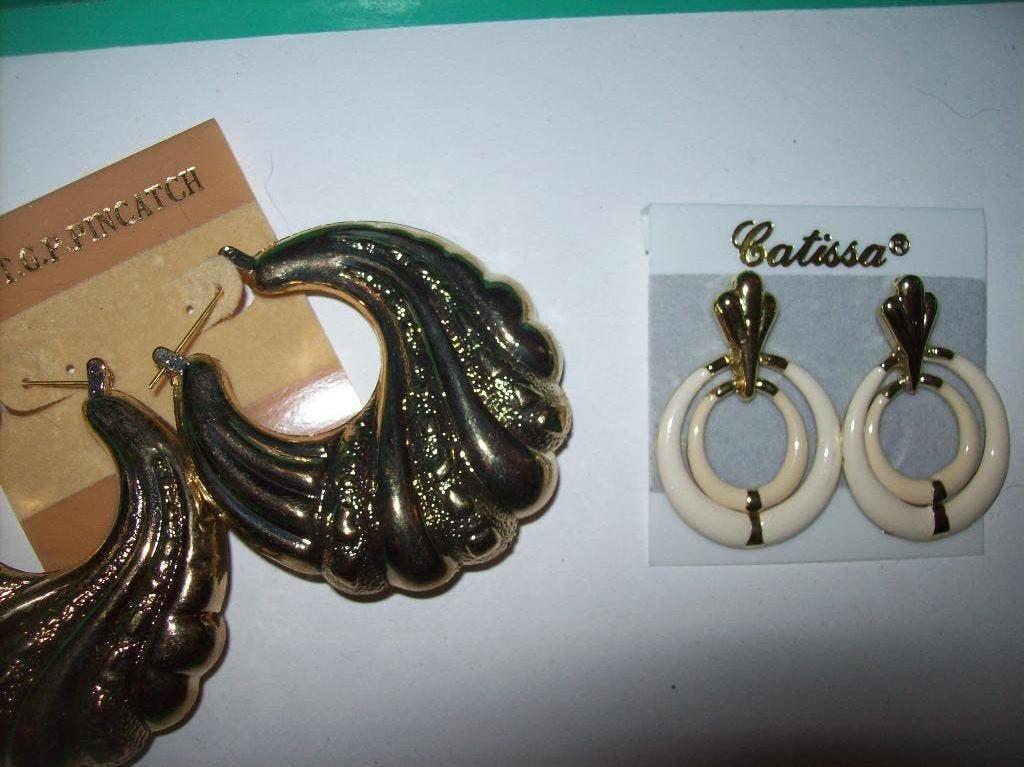 Oorbellen set Goud en Wit Goud tinten Mooie Modellen, Overige materialen, Verzenden, Nieuw, Knopjes of Stekers