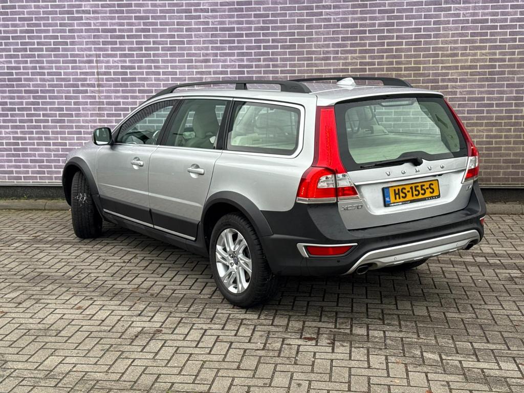 Volvo XC70 D4 FWD Inscription Edition | Unieke Auto - Dealer, 12 maanden, Euro 6, XC70, Zilver of Grijs