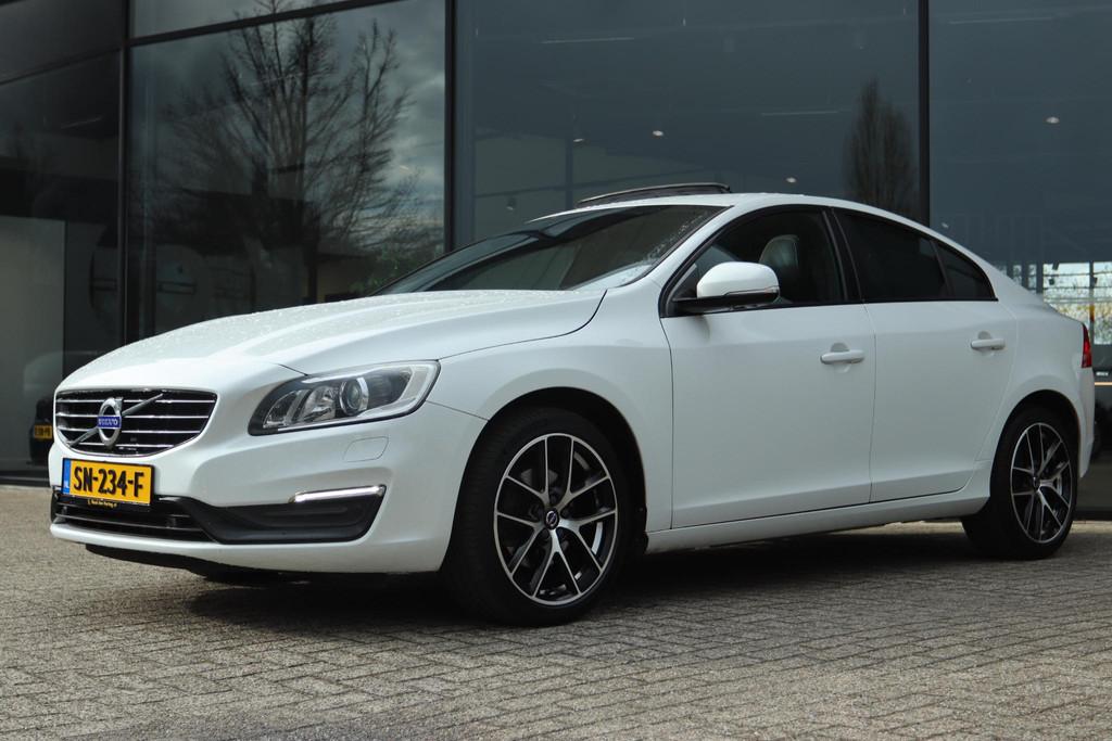 VOLVO S60 1.5 T3 POLAR+ DYNAMIC AUT. | SCHUIF/KANTEL DAK | C, 4 cilinders, S60, Wit, 152 pk
