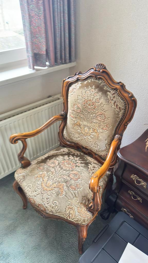 Antieke Louis XV stijl fauteuil massief houten armstoel, Ophalen