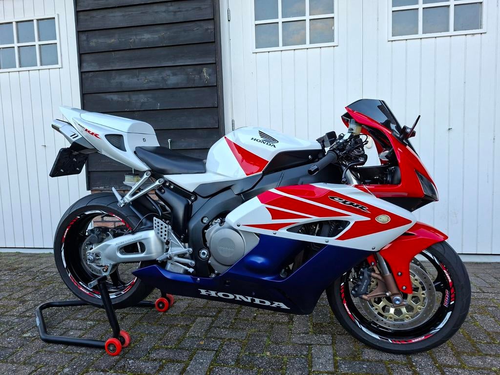 Honda CBR1000RR Fireblade  2004  37.518km  CBR 1000 RR, Motoren, Motoren | Honda, 4 cilinders, Motorrijbewijs A, Super Sport, Particulier