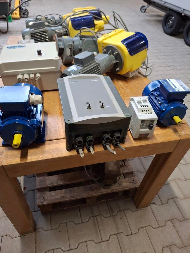 (reductie) motoren, Doe-het-zelf en Verbouw, Motoren, Ophalen, Gebruikt, Elektromotor, 1800 rpm of meer