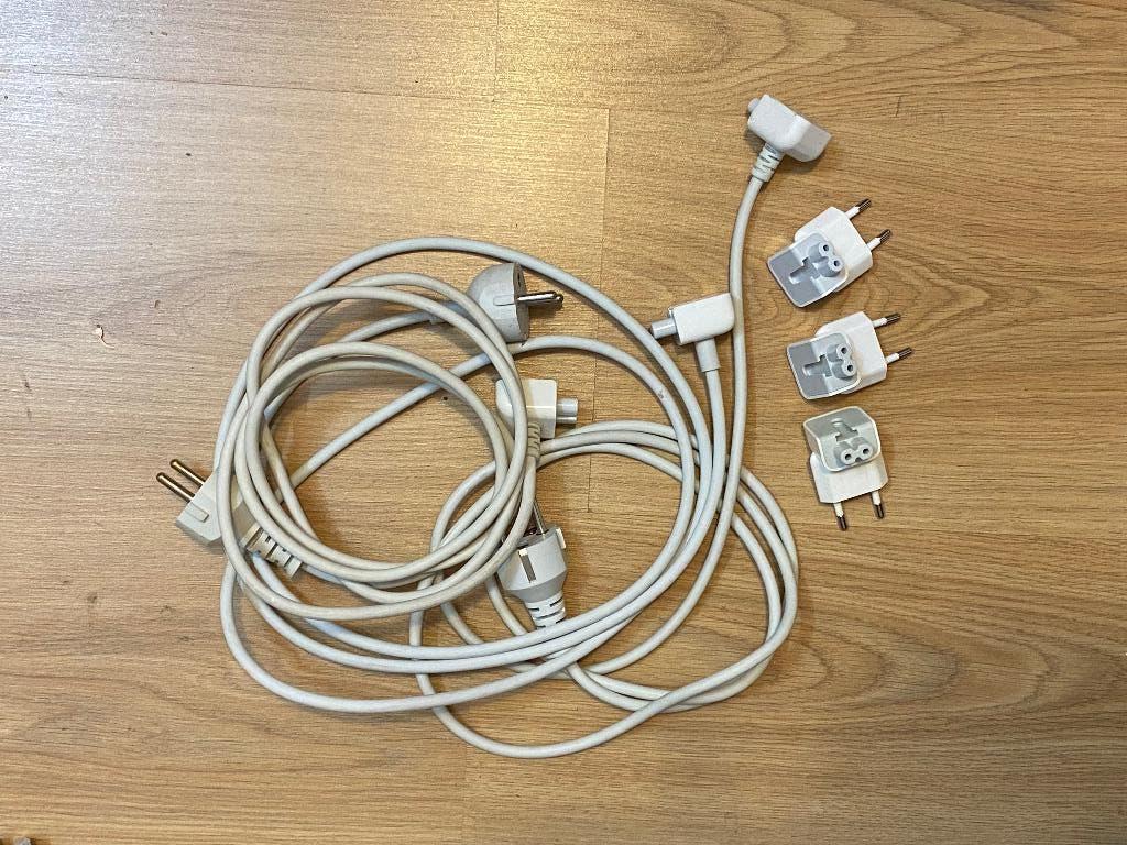 3 apple mac netsnoeren, Computers en Software, Ophalen of Verzenden, Zo goed als nieuw