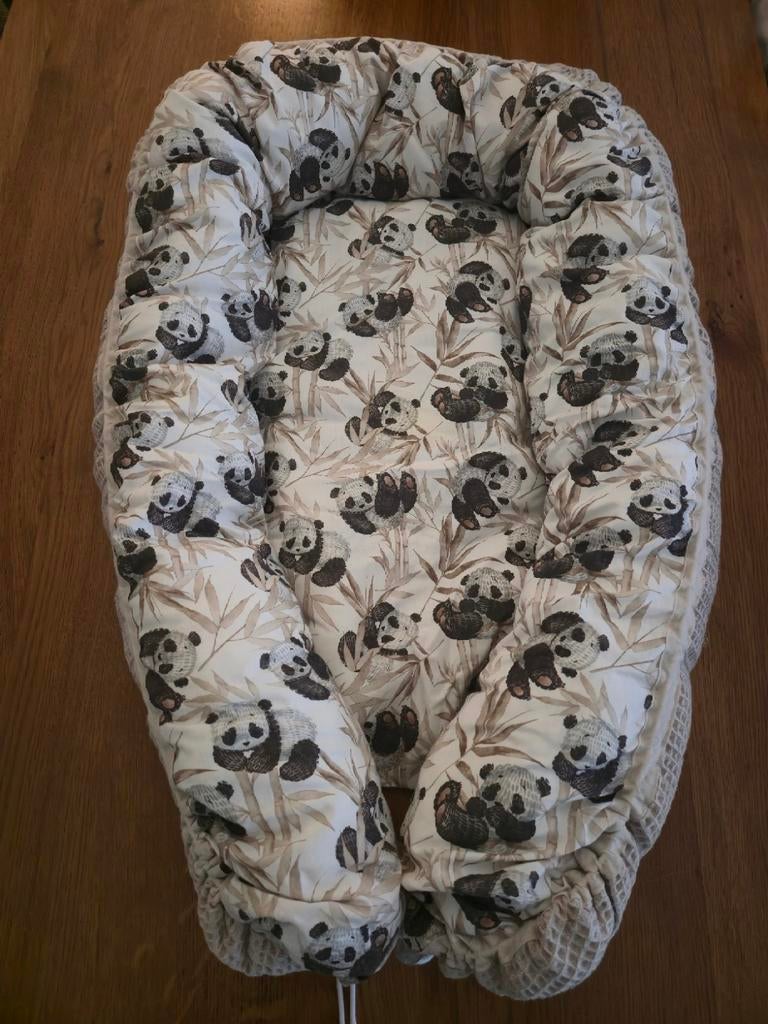 Babynestje met pandaprint, Ophalen, Zo goed als nieuw
