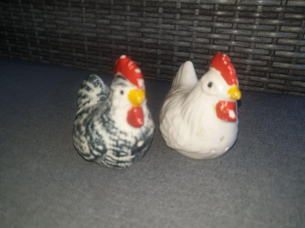 Vintage Peper en Zout Stelletje - Kippetjes, Gebruikt, Keramiek, Overige typen, Ophalen of Verzenden
