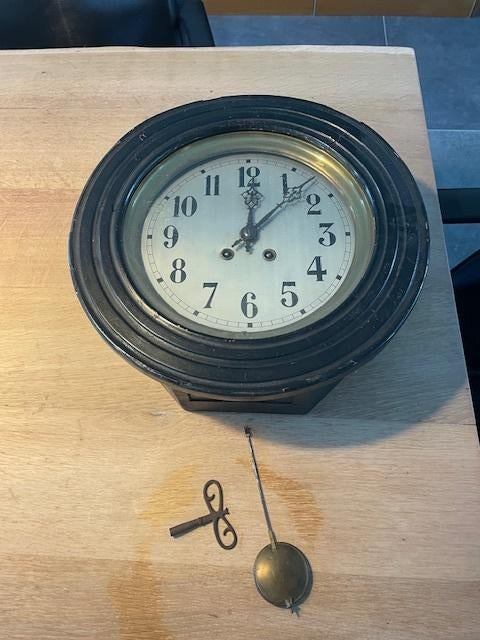 antieke wand klok, Antiek en Kunst, Antiek | Klokken, Ophalen