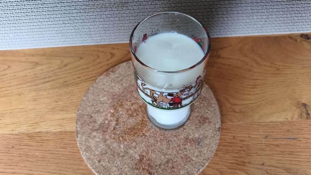 Suske en Wiske bord en glas, Verzamelen, Stripfiguren, Ophalen of Verzenden, Suske en Wiske, Zo goed als nieuw, Gebruiksvoorwerp