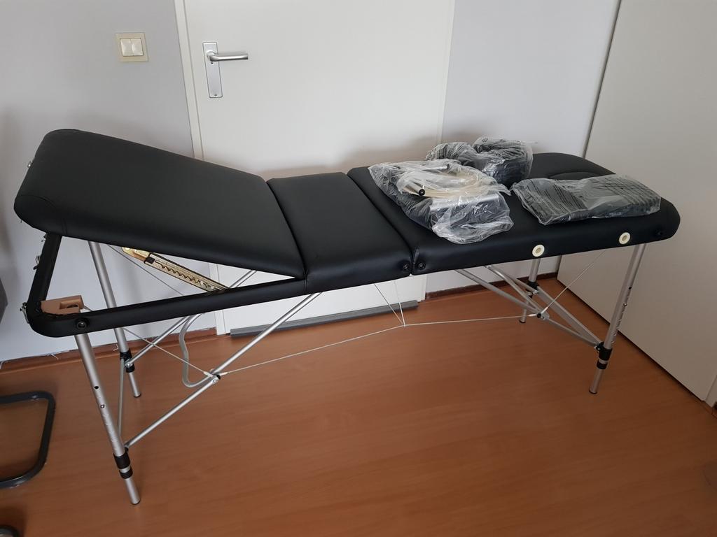 Opklapbare meeneem massage / behandeltafel, Ophalen, Zo goed als nieuw, Massagetafel