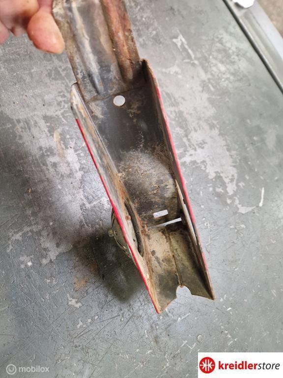 Kreidler Eitank 1959 tank bevestiging op frame claxonhuis, Gebruikt, Kreidler, Ophalen of Verzenden, Kreidler