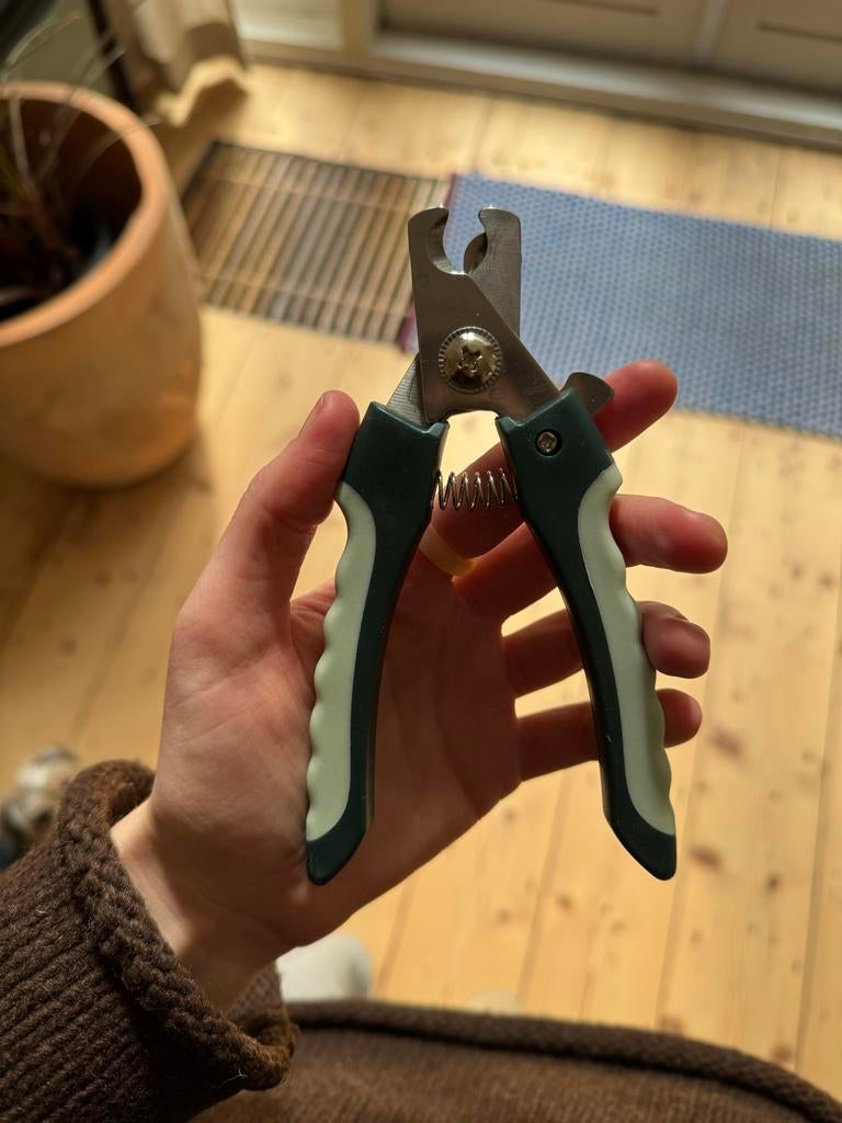 Honden nagelknipper - Zo goed als nieuw, Dieren en Toebehoren, Ophalen, Zo goed als nieuw