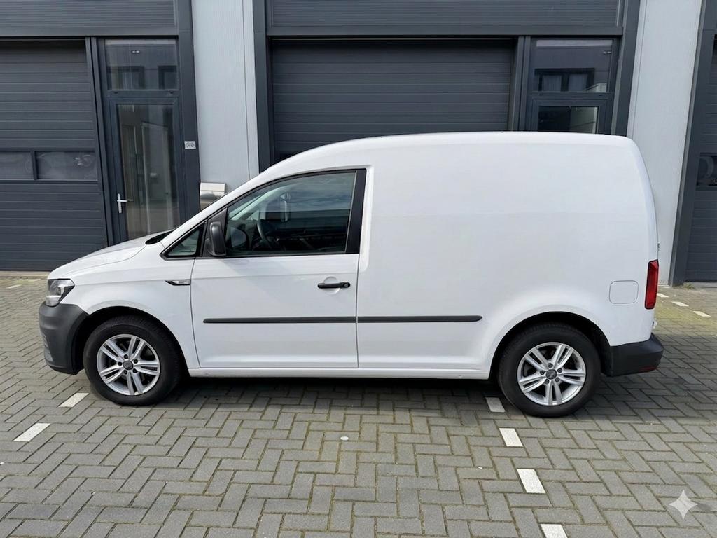 VOLKSWAGEN CADDY (** LAGE KM STAND !! - PAK JE KANS **), Stof, 74 pk, Zwart, 4 cilinders