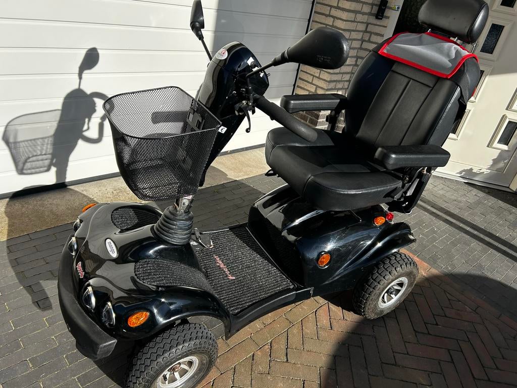 Mango Lion 4 - instapklaar - 125 aH accu’s, Ophalen, Zo goed als nieuw, 16 km/u of meer, Mango