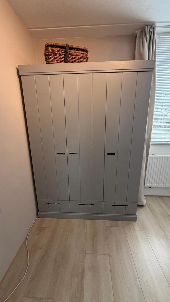 Woood kledingkast connect betongrijs, Huis en Inrichting, 50 tot 75 cm, Ophalen, Met deur(en), Landelijk