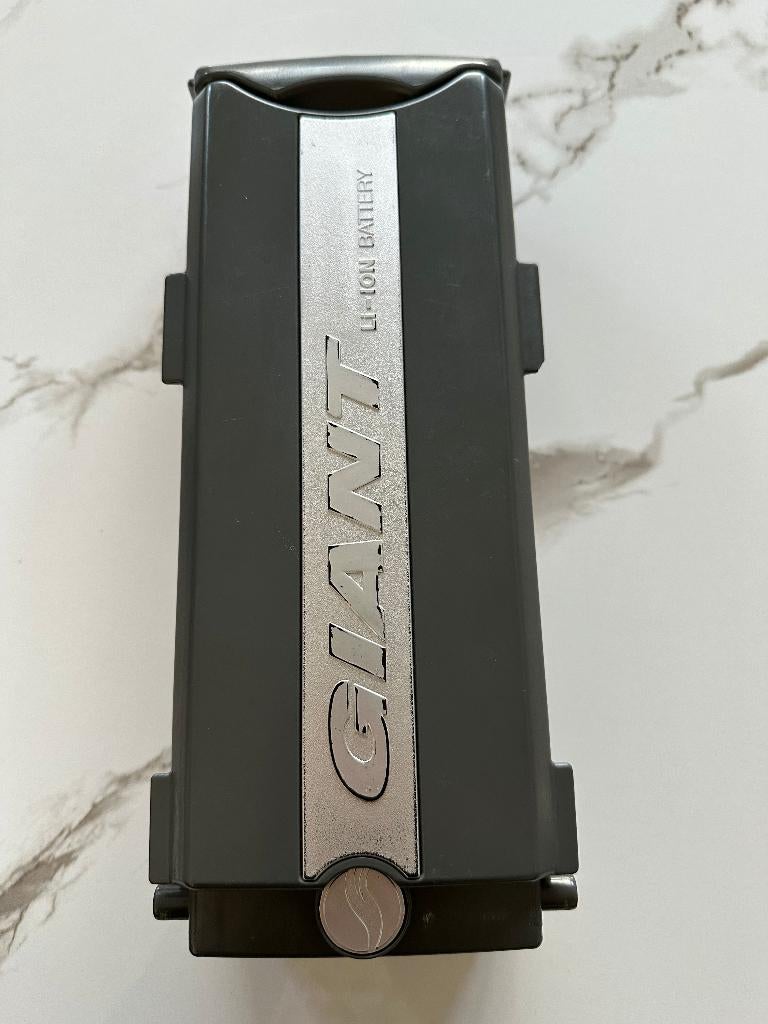 Giant Twist Elektrische fietsaccu, Fietsen en Brommers, Ophalen, Gebruikt