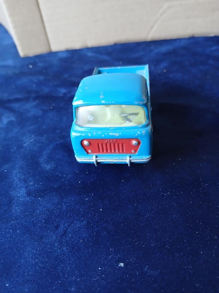 Jeep FC 150. Corgi toys, Ophalen of Verzenden, Gebruikt, Auto, Corgi