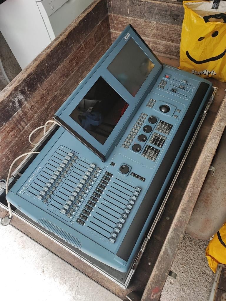 SGM Regia 2048 Live DMX Console Lichtsturing met Flightcase, Ophalen, Gebruikt, Licht