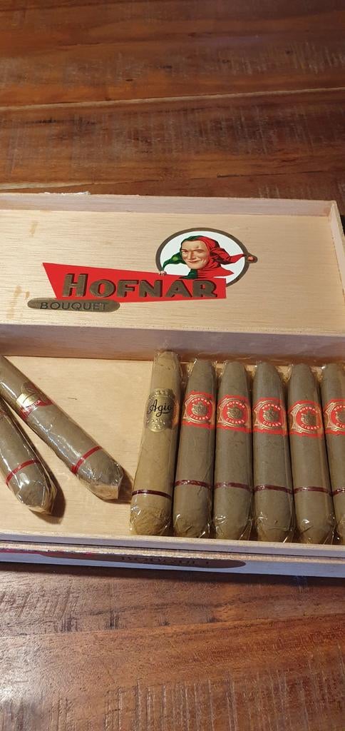 Hofnar doos + sigaren, Ophalen of Verzenden, Gebruikt, Tabaksdoos of Verpakking